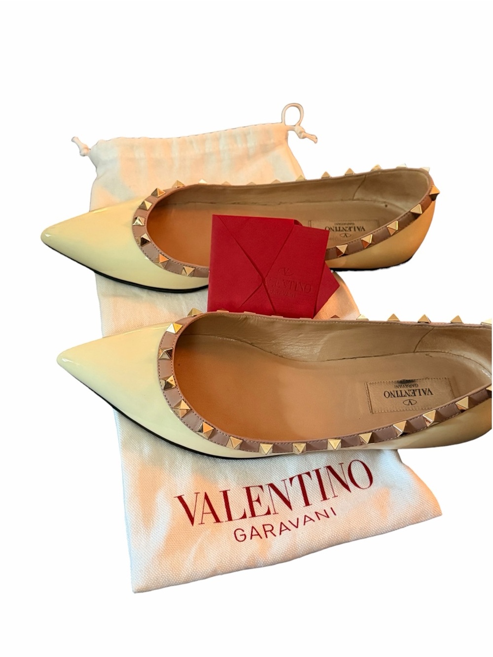 Valentino Garavani Rockstud Pointed-Toe Leather Flats in cream and mauve